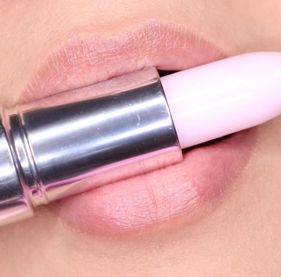 Lip Therapy Hydrating Lip Balm - Image 3