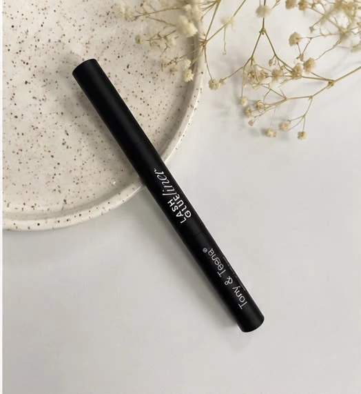 Lash Glue Liner - Image 3